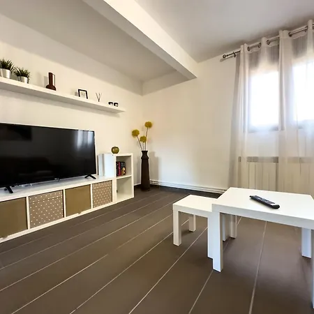 Claudia Διαμέρισμα *